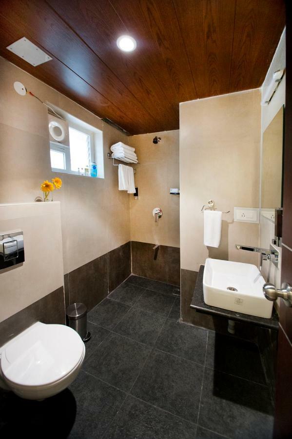 Raj Residency Hotel Bangalore Exterior photo